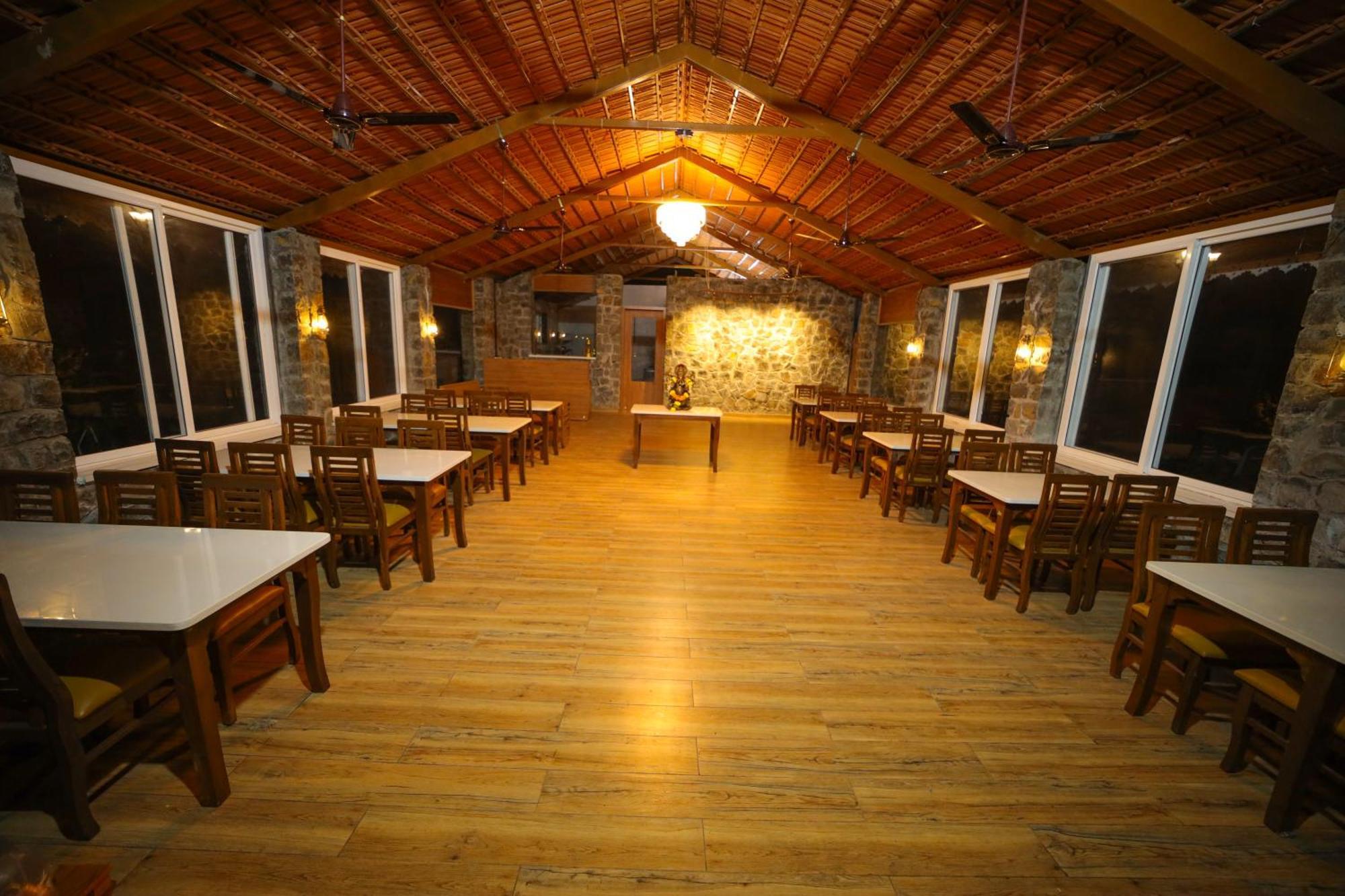 Eshi Resorts And Restaurant - Bhimashankars Jungle Luxury Resort Taleghar 외부 사진