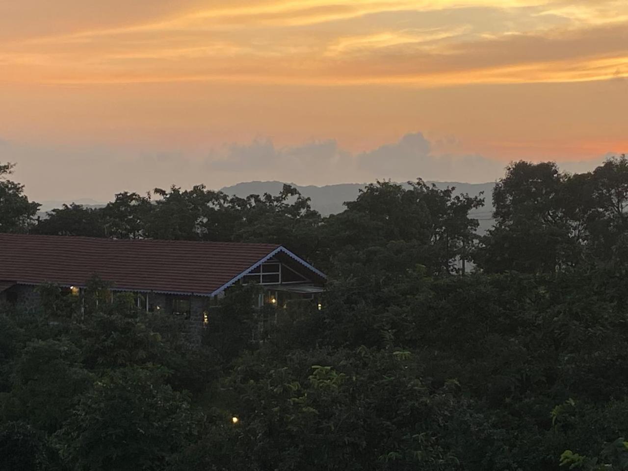 Eshi Resorts And Restaurant - Bhimashankars Jungle Luxury Resort Taleghar 외부 사진